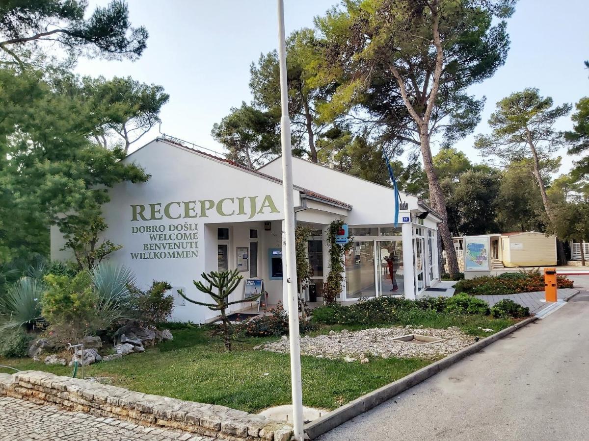 Mobile Home Sole Biograd Na Moru Luaran gambar