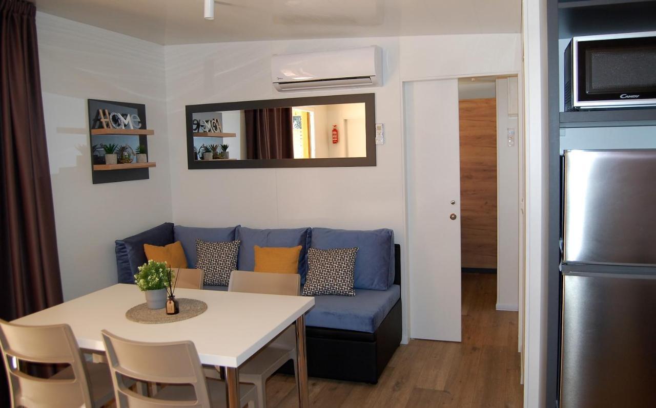 Mobile Home Sole Biograd Na Moru Luaran gambar