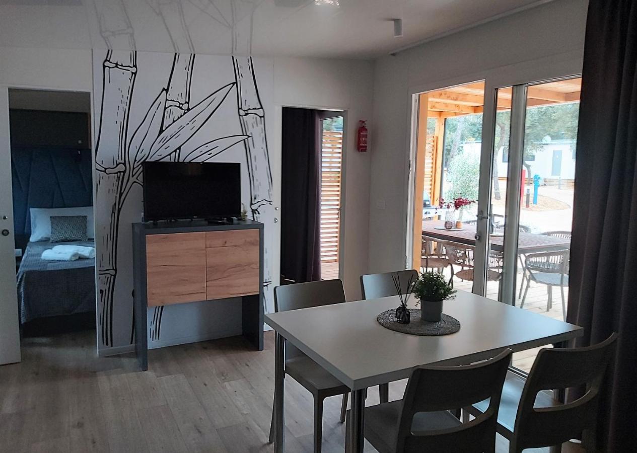 Mobile Home Sole Biograd Na Moru Luaran gambar