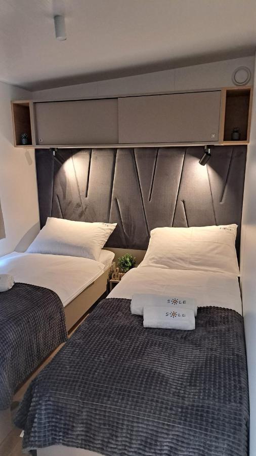 Mobile Home Sole Biograd Na Moru Luaran gambar